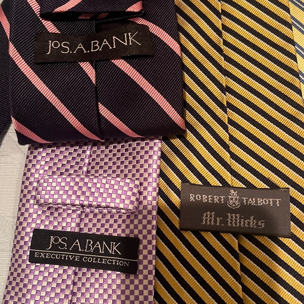 Silk Tie Collection of 11 - Picture 8 of 9